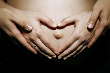 Atenţie, gravide: reîncep cursurile "Mamă sănătoasă, copil sănătos", la Maternitate 